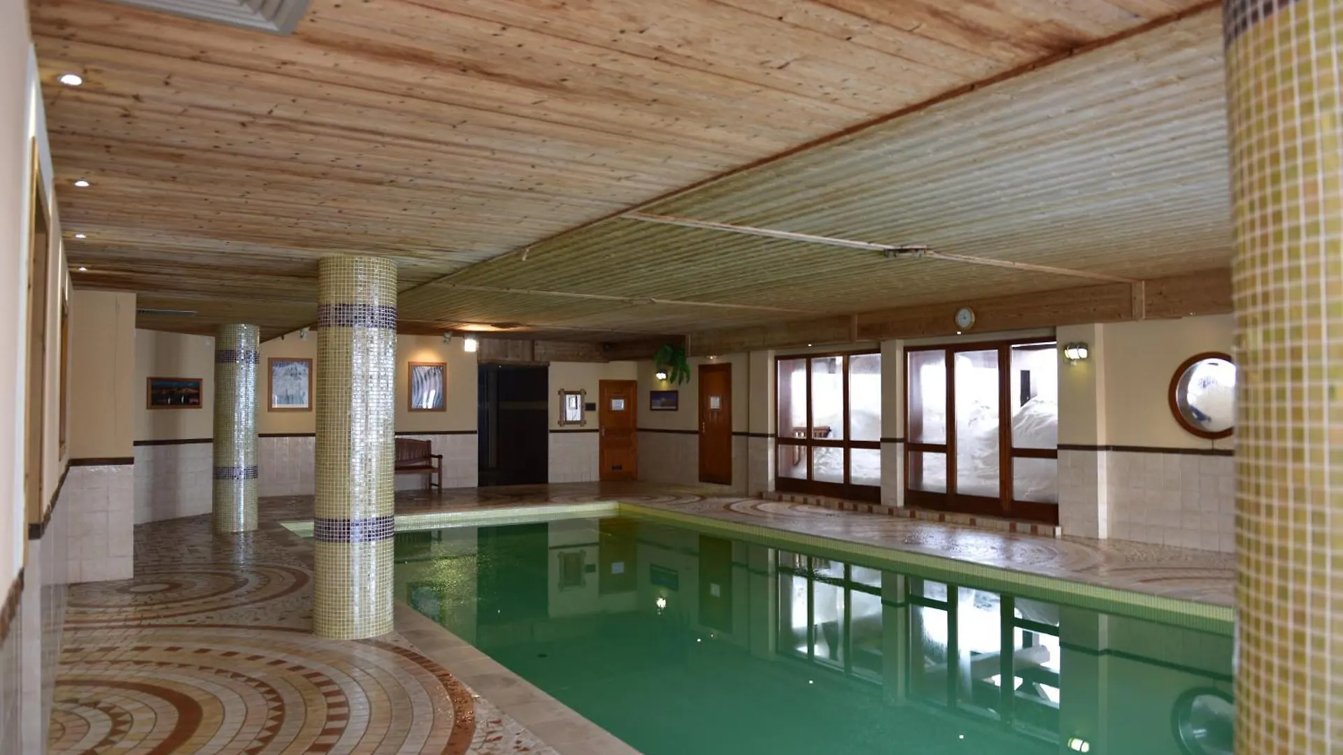 Chalet Le Chamois-Arolles- Arcs 2000-Alpes-France Bourg-Saint-Maurice 0*,  France